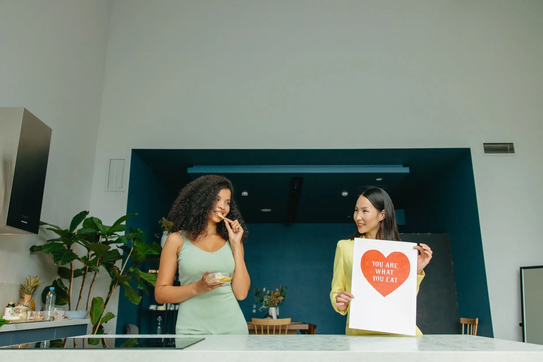Cómo el pilates regula el apetito: el efecto del movimiento sobre el hambre y las elecciones alimentarias